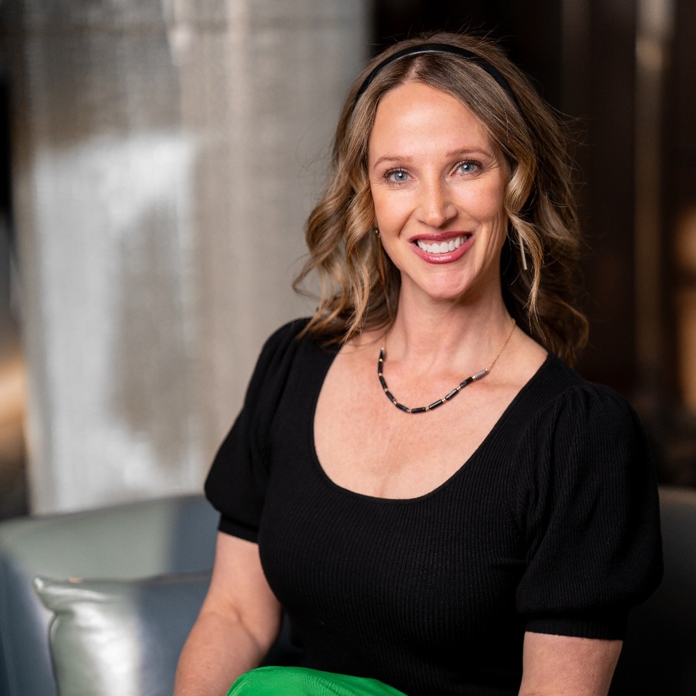 Meet your Posher, Angela